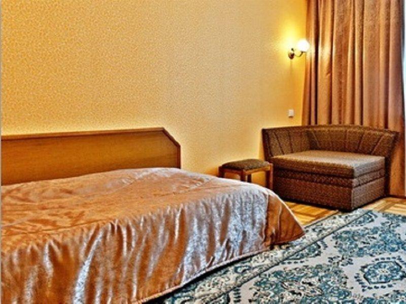 Turist Hotel Gomel Esterno foto