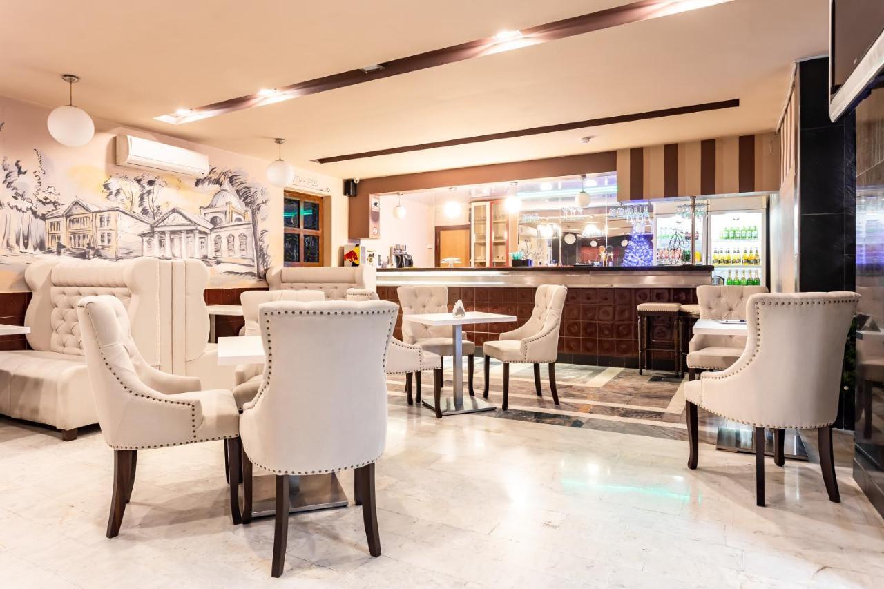 Turist Hotel Gomel Esterno foto