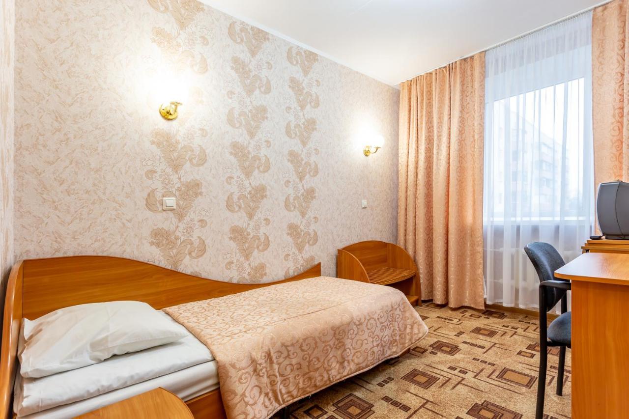 Turist Hotel Gomel Esterno foto